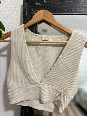 BABATON ARITZIA Light Beige Cropped Sculpt Knit Top